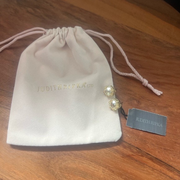 NWT Judith Ripka 14K Gold Clad Canary Crystal Eclipse Stud Earrings - Picture 11 of 11